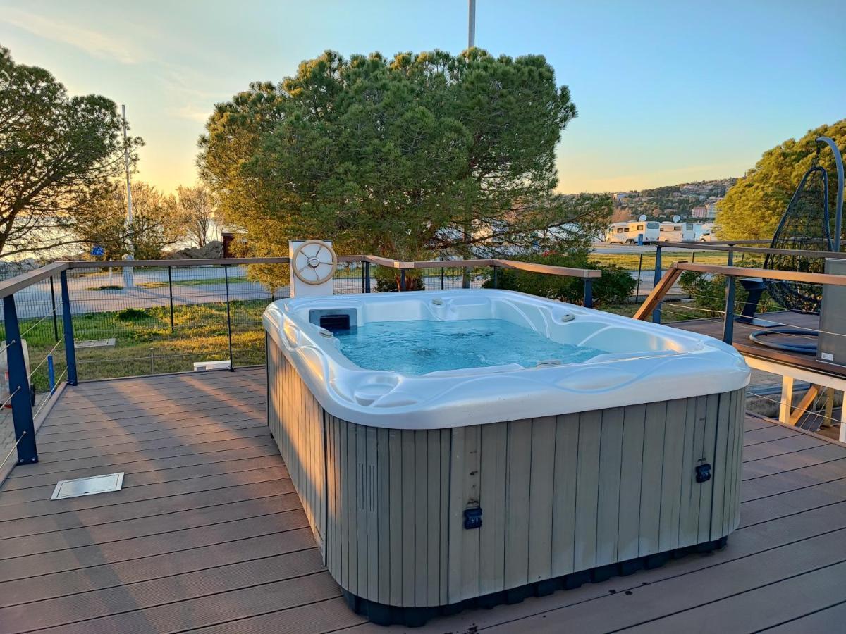 Villa Sea Lux Floating House Ajda Portorose Esterno foto